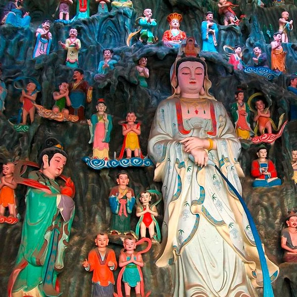 Avalokitasvara Bodhisattva mit der Lotus Sutra Nagakanya (Long Nu) und Sudhana.