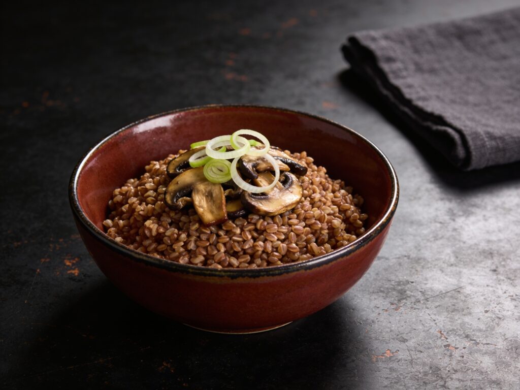 Buchweizenbrei mit Shiitake (Bild mit KI erstellt (Seedream 4.5))
